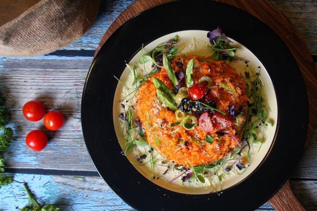 Flans aux asperges et sauce citronnée