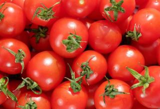 Rhubarbe en salade : recette facile et gourmande du verger