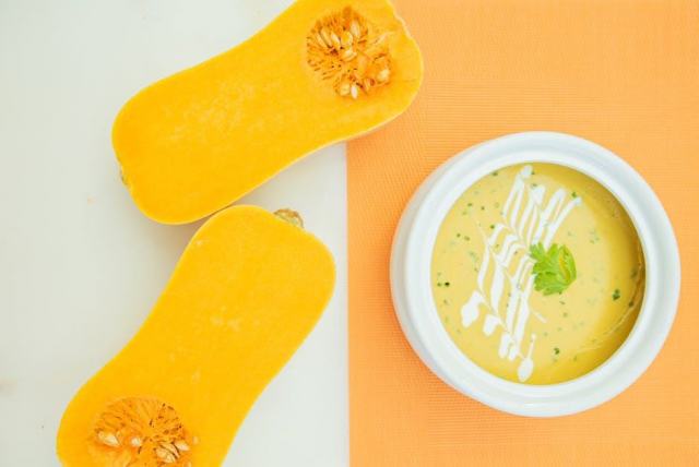 Velouté butternut au chèvre, doux et crémeux pour les soirées d'automne